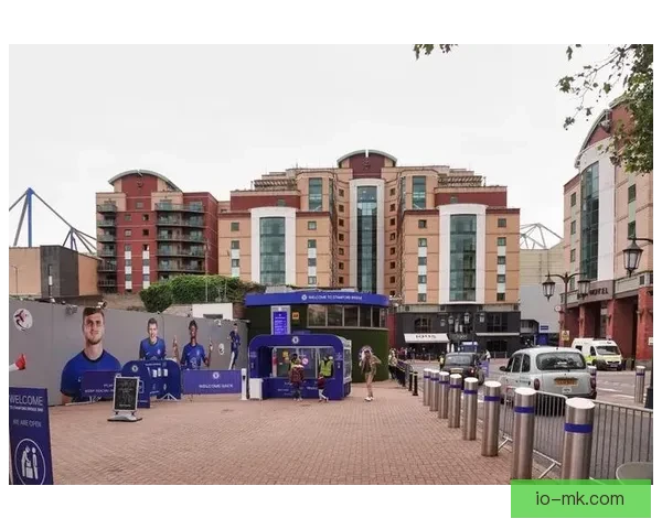 切尔西将两家酒店出售给母公司以满足财务公平要求